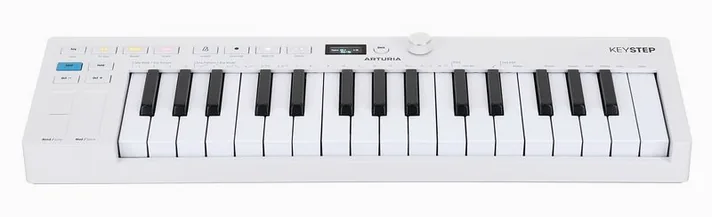Arturia KeyStep mk2, zijaanzicht, foto 2