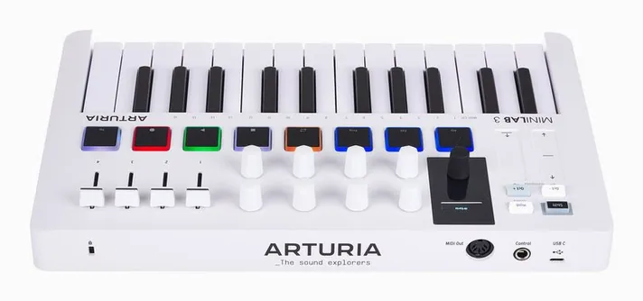 Arturia MiniLab 3 White, vooraanzicht, foto 4