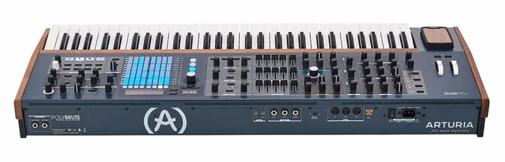 Arturia PolyBrute, zijaanzicht, foto 4