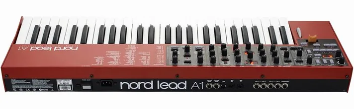 Clavia Nord Lead A1, zijaanzicht, foto 4