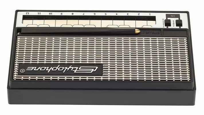 Stylophone S-1 Analog, regelaars en knoppen, foto 4