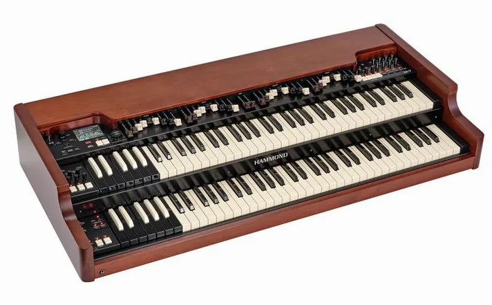 Hammond XK-7D, vooraanzicht, foto 3