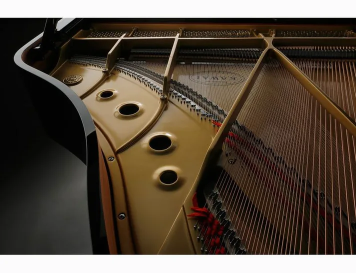 Kawai GL 50 E/P Grand Piano, schuin van boven, foto 3