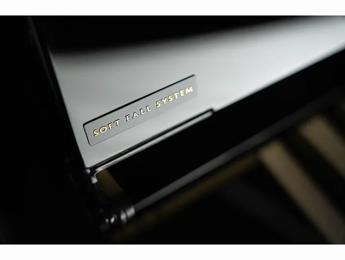 Kawai K-300 ATX 4 E/P SL Piano, detail van de afwerking, foto 4