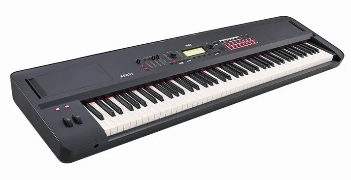 Korg Kross 2-88MB, schuin van boven, foto 4