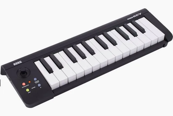 Korg microKEY 25, schuin van boven, foto 3