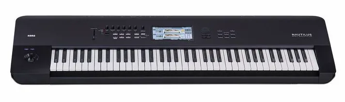 Korg Nautilus 73, schuin van boven, foto 2