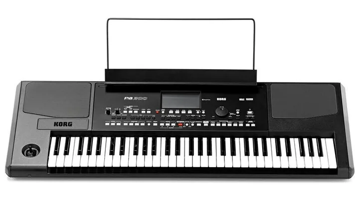 Korg PA-300, vooraanzicht, foto 2