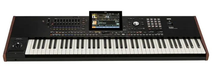 Korg PA-5X 76 International, schuin van boven, foto 2
