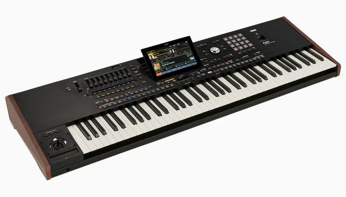 Korg PA-5X 76 International, display en bedieningspaneel, foto 3