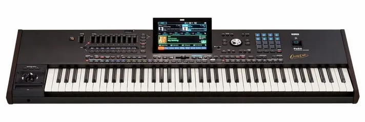 Korg PA-5X 76 Oriental, display en bedieningspaneel, foto 2