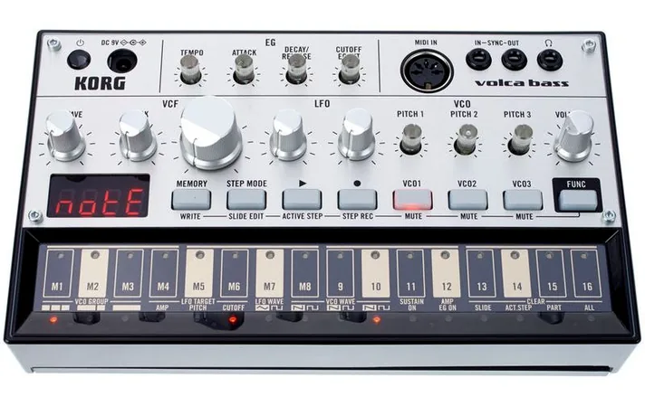 Korg Volca Bass, vooraanzicht, foto 2