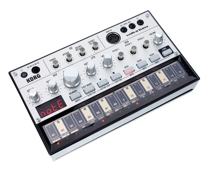Korg Volca Bass, vooraanzicht, foto 3