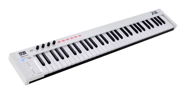 Midiplus X6 mini, vooraanzicht, foto 4