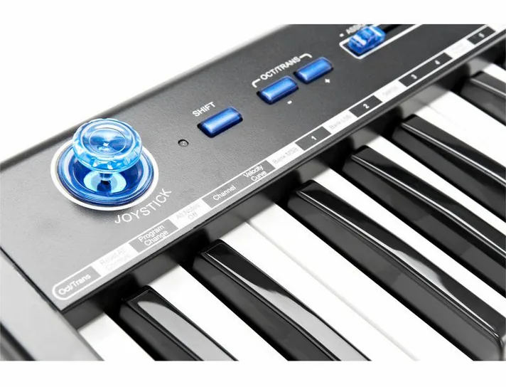 Miditech Midistart Music 25, achterzijde met aansluitingen, foto 4