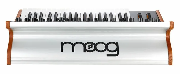 Moog Subsequent 37, zijaanzicht, foto 4
