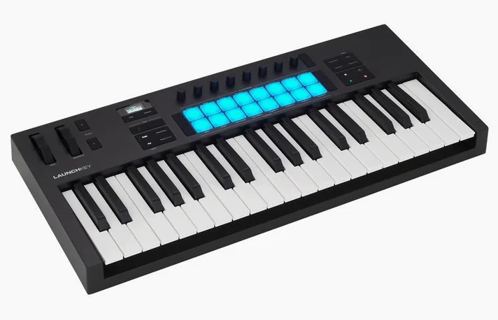 Novation Launchkey 37 MK4, zijaanzicht, foto 3