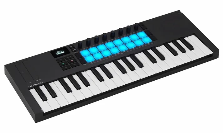 Novation Launchkey Mini 37 MK4, zijaanzicht, foto 3