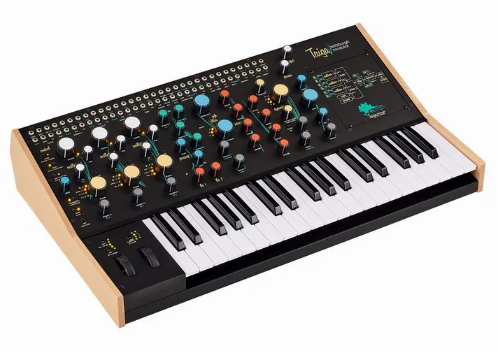 Pittsburgh Modular Taiga Keyboard, zijaanzicht, foto 3