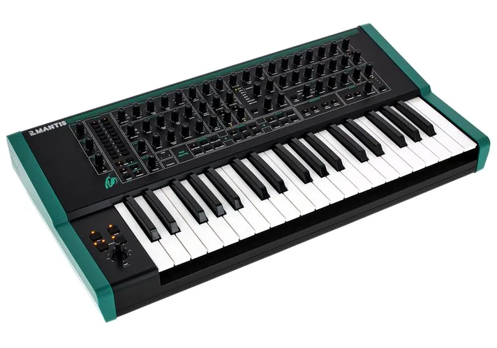 PWM Mantis, klavier, foto 3