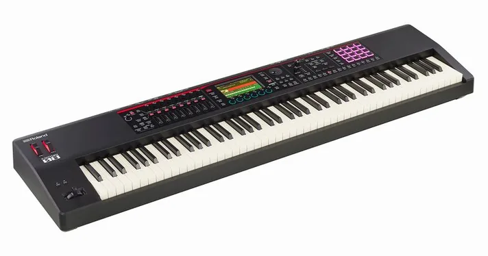 Roland Fantom-08, klavier, foto 2