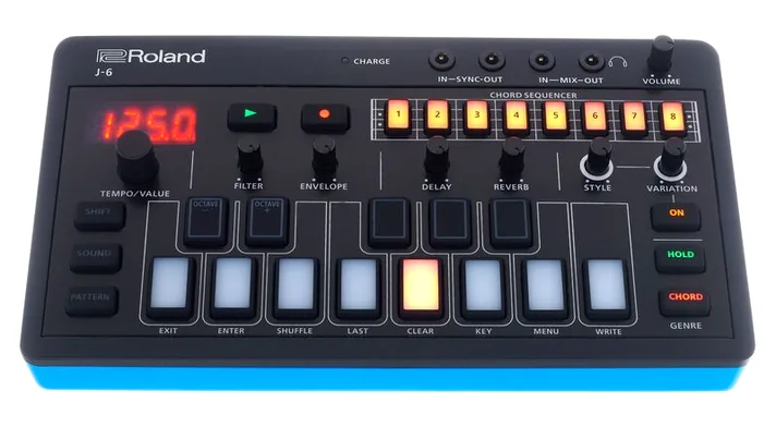 Roland AIRA Compact J-6 Chord Synth, vooraanzicht, foto 2