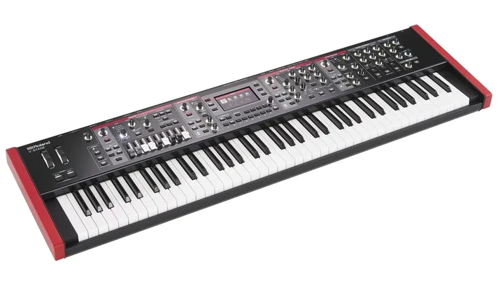 Roland V-Stage 76, achterzijde met aansluitingen, foto 3