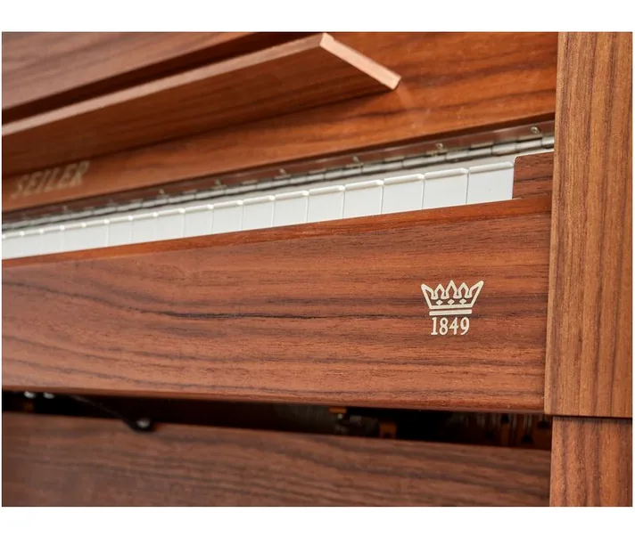 Seiler 116 Impuls Walnut waxed, vooraanzicht, foto 3