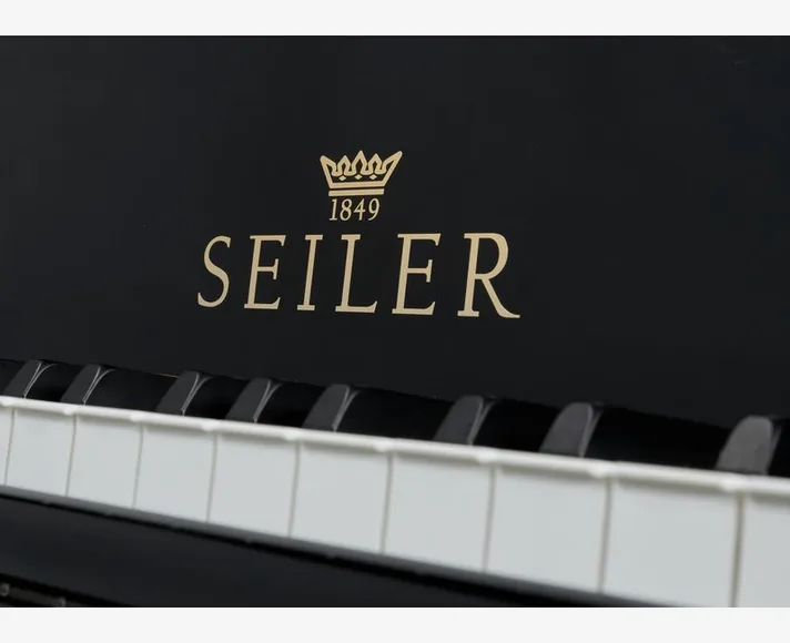 Seiler 170 Professional Grand Piano, detail van de afwerking, foto 3