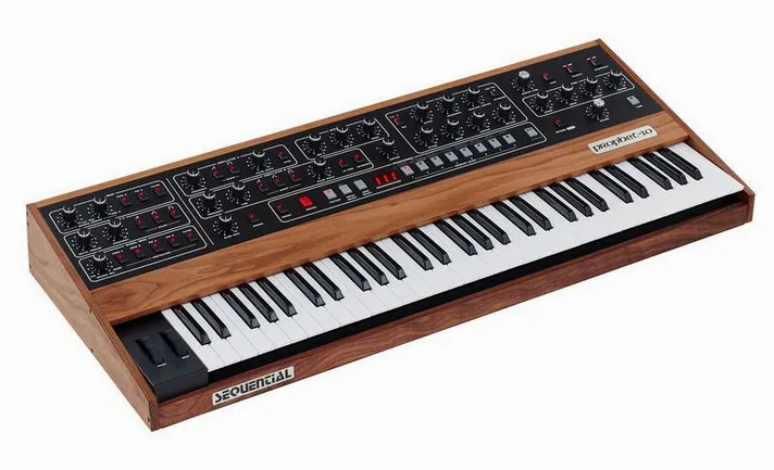 Sequential Prophet 10, regelaars en knoppen, foto 3