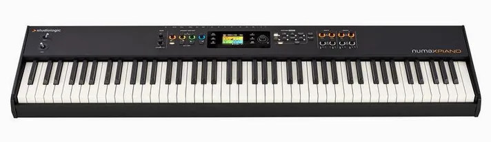 Studiologic Numa X Piano 88, achterzijde met aansluitingen, foto 2