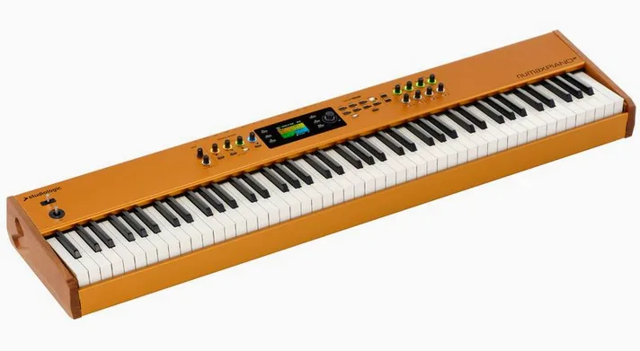 Studiologic Numa X Piano GT SE, achterzijde met aansluitingen, foto 2