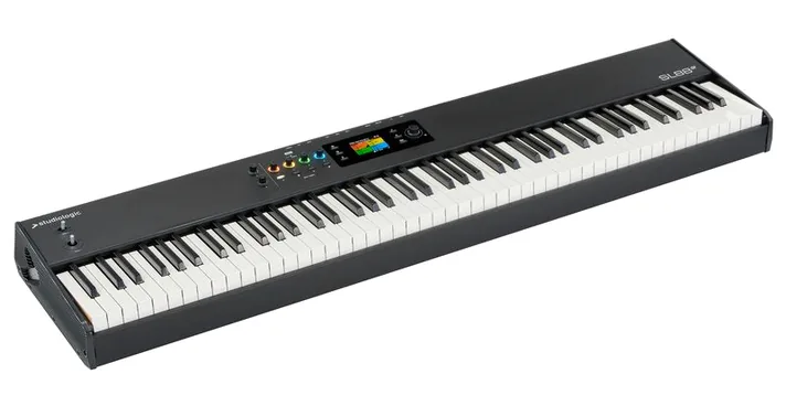 Studiologic SL88 GT mk2, zijaanzicht, foto 2