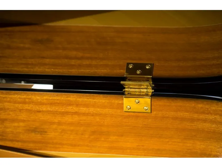 Yamaha GB1 K Black Polished, zijaanzicht, foto 4
