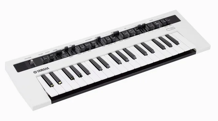 Yamaha Reface CS, regelaars en knoppen, foto 3