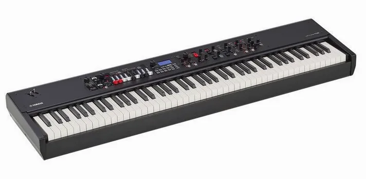 Yamaha YC88, vooraanzicht, foto 2